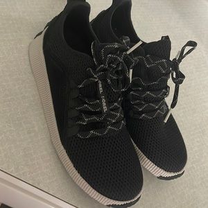 Sorel In and Out sneaker